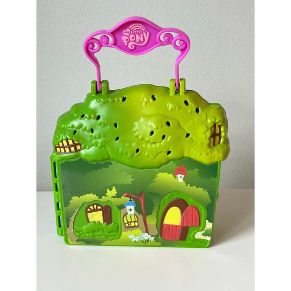 My Little Pony Friendship is Magic FlutterShy Cottage Playset Complete Set - Picture 5 of 10